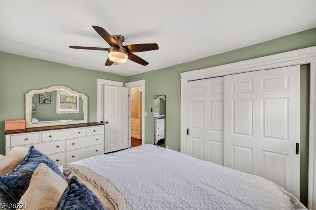 24 Amendola Dr, Netcong Boro, NJ 07857