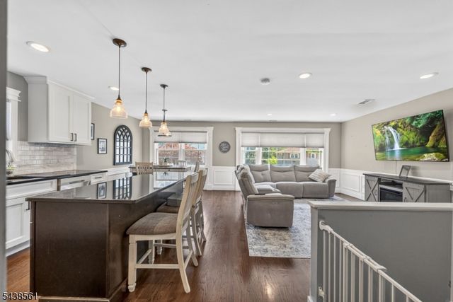 24 Amendola Dr, Netcong Boro, NJ 07857