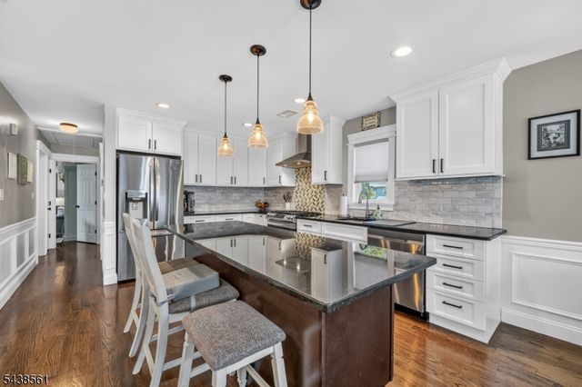 24 Amendola Dr, Netcong Boro, NJ 07857