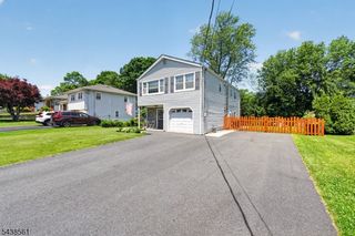 24 Amendola Dr, Netcong Boro, NJ 07857