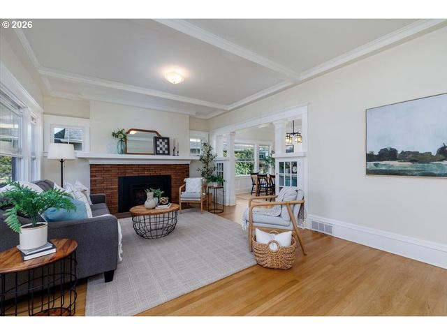 6724 Se 18TH Ave, Portland, OR 97202