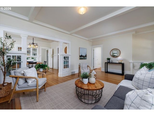 6724 Se 18TH Ave, Portland, OR 97202