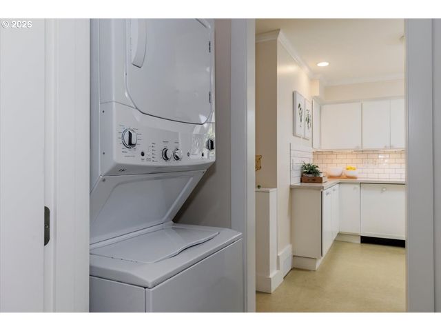 6724 Se 18TH Ave, Portland, OR 97202