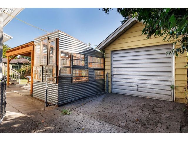 6724 Se 18TH Ave, Portland, OR 97202