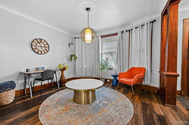 2257 Hewitt Street, Hamtramck, MI 48212