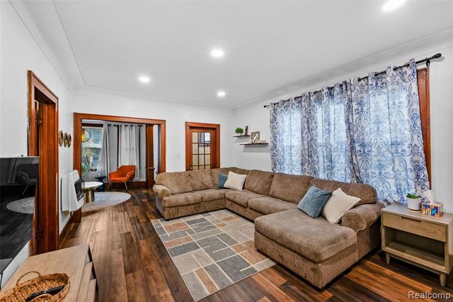 2257 Hewitt Street, Hamtramck, MI 48212