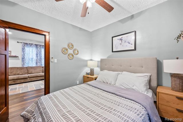 2257 Hewitt Street, Hamtramck, MI 48212