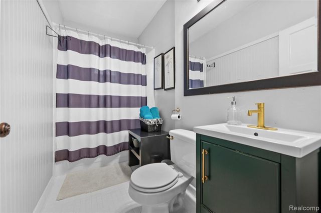 2257 Hewitt Street, Hamtramck, MI 48212