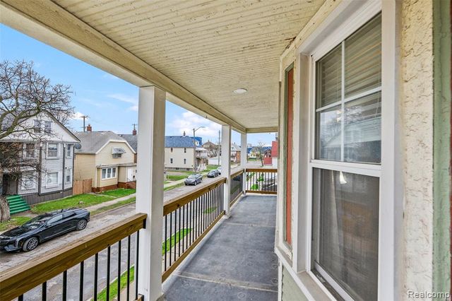 2257 Hewitt Street, Hamtramck, MI 48212