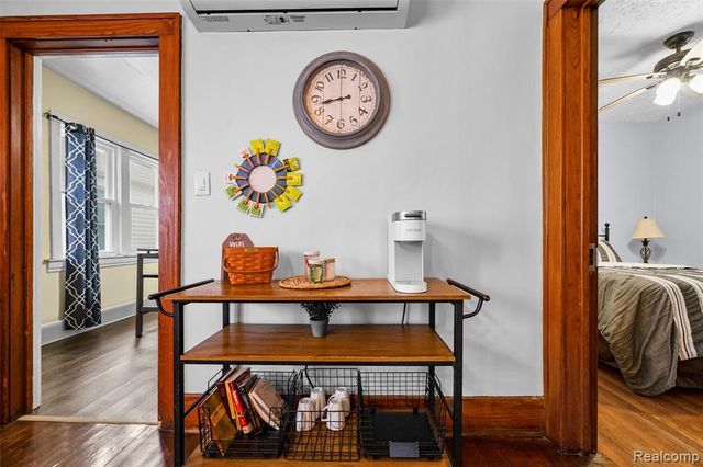 2257 Hewitt Street, Hamtramck, MI 48212