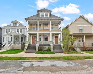 2257 Hewitt Street, Hamtramck, MI 48212