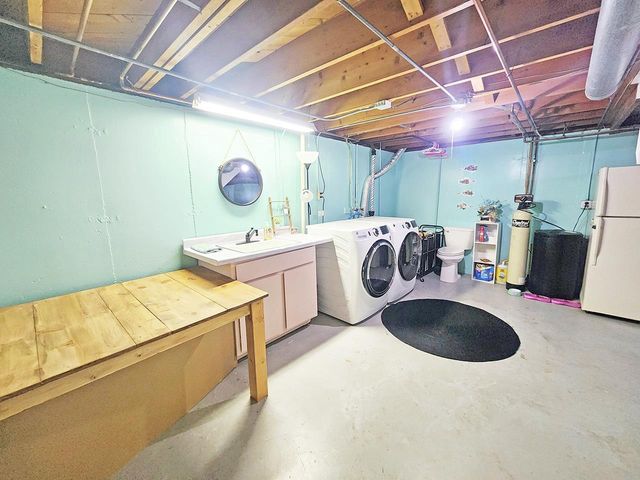 1324 House Street, Beloit, WI 53511