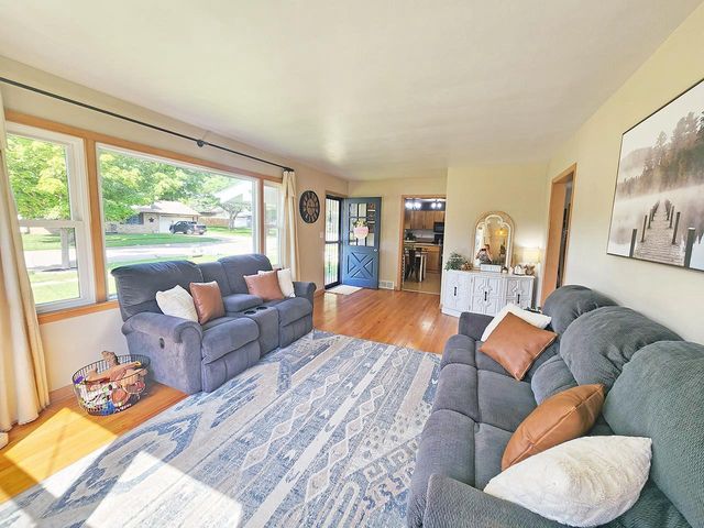 1324 House Street, Beloit, WI 53511