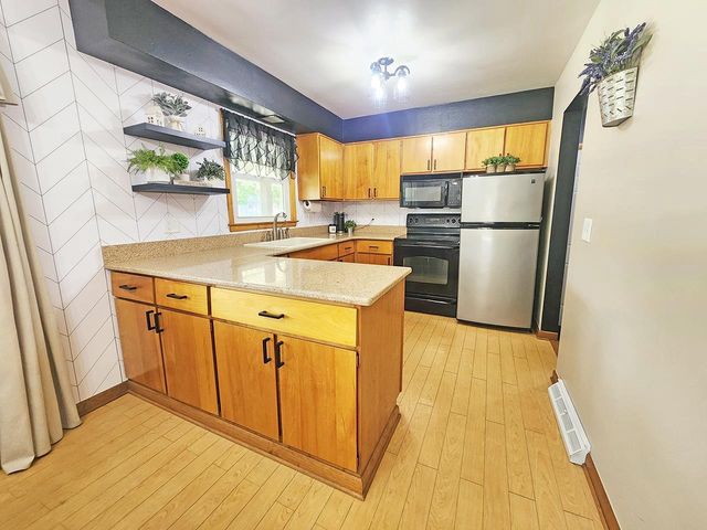 1324 House Street, Beloit, WI 53511
