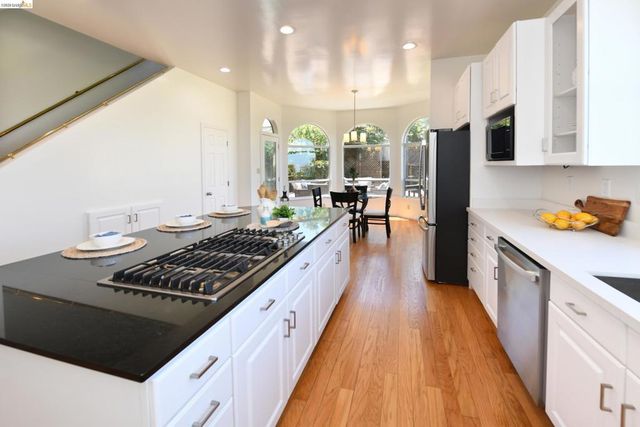 2546 Alva Ave, El Cerrito, CA 94530