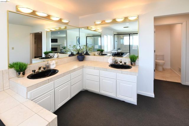 2546 Alva Ave, El Cerrito, CA 94530