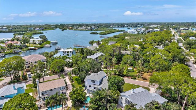 760 SOUNDVIEW DRIVE, Palm Harbor, FL 34683