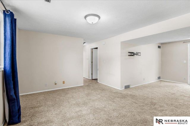 6612 S 108 Avenue, Omaha, NE 68137