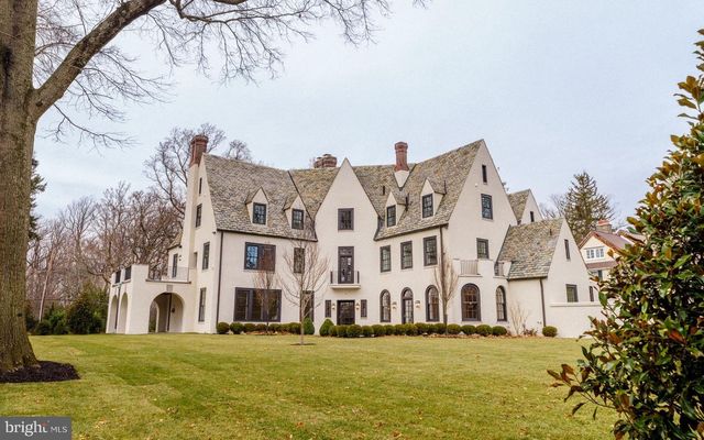 422 W CHESTNUT HILL AVE, Philadelphia, PA 19118