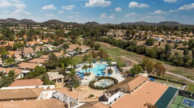 40208 Corte Peralta, Murrieta, CA 92562
