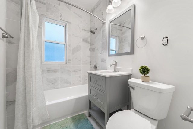 3419 N 15th STREET #3421, Milwaukee, WI 53206