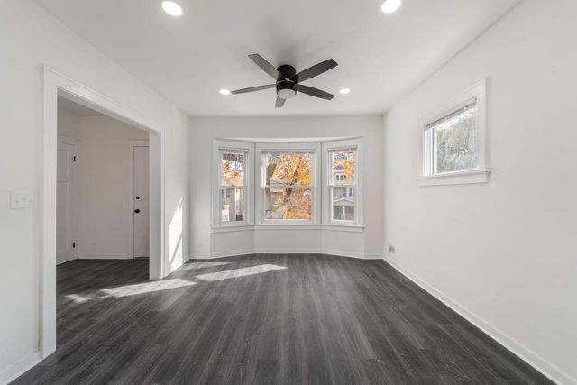 3419 N 15th STREET #3421, Milwaukee, WI 53206