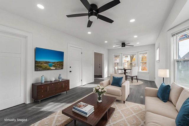 3419 N 15th STREET #3421, Milwaukee, WI 53206