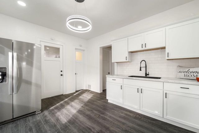 3419 N 15th STREET #3421, Milwaukee, WI 53206