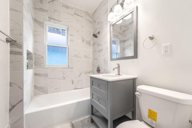 3419 N 15th STREET #3421, Milwaukee, WI 53206