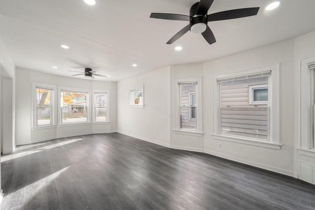 3419 N 15th STREET #3421, Milwaukee, WI 53206