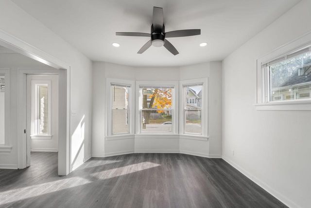 3419 N 15th STREET #3421, Milwaukee, WI 53206