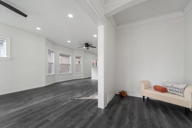 3419 N 15th STREET #3421, Milwaukee, WI 53206