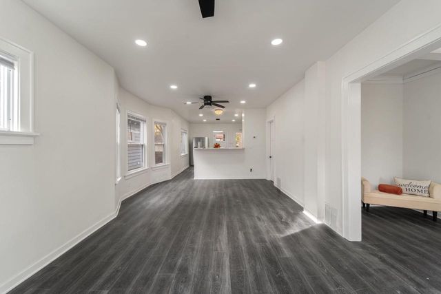 3419 N 15th STREET #3421, Milwaukee, WI 53206