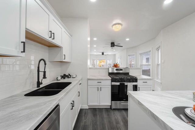 3419 N 15th STREET #3421, Milwaukee, WI 53206