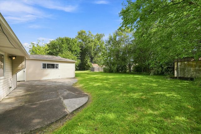 422 Suwanee Street, Park Forest, IL 60466