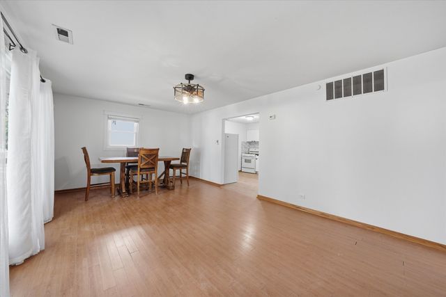 422 Suwanee Street, Park Forest, IL 60466
