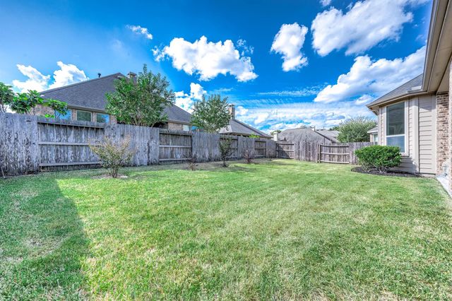 8126 Little Scarlet Street, Conroe, TX 77385