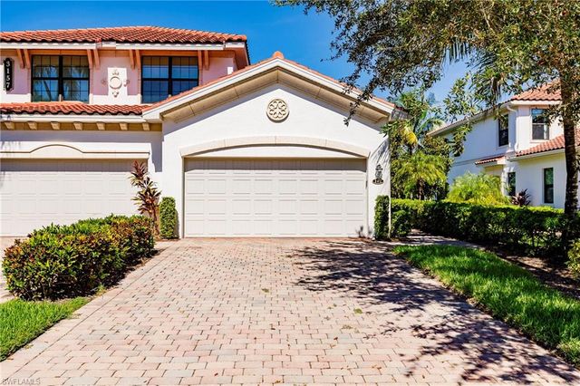3157 Aviamar CIR 102, Naples, FL 34114