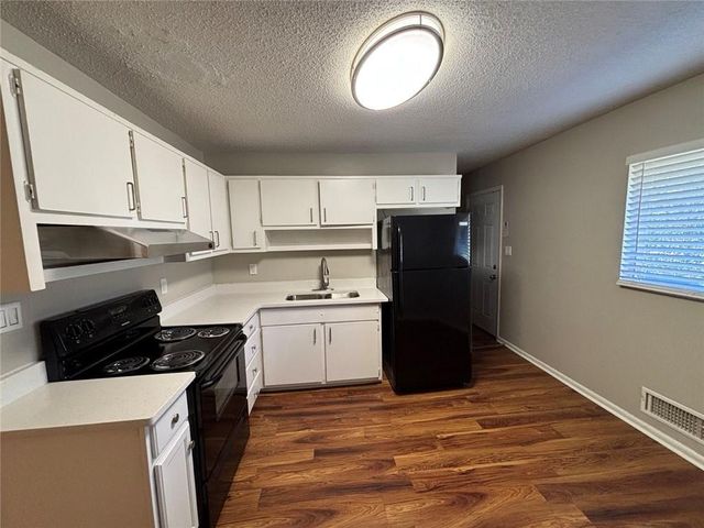 8117 Attleboro Drive, Jonesboro, GA 30238