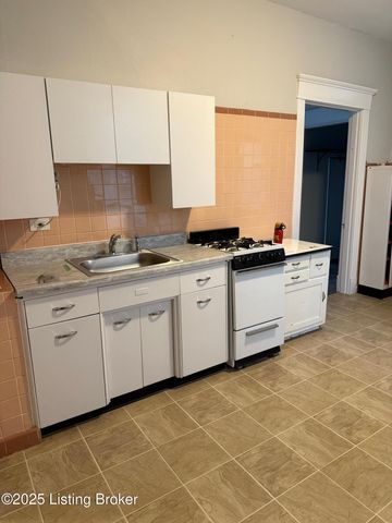 1002 Charles St, Louisville, KY 40204