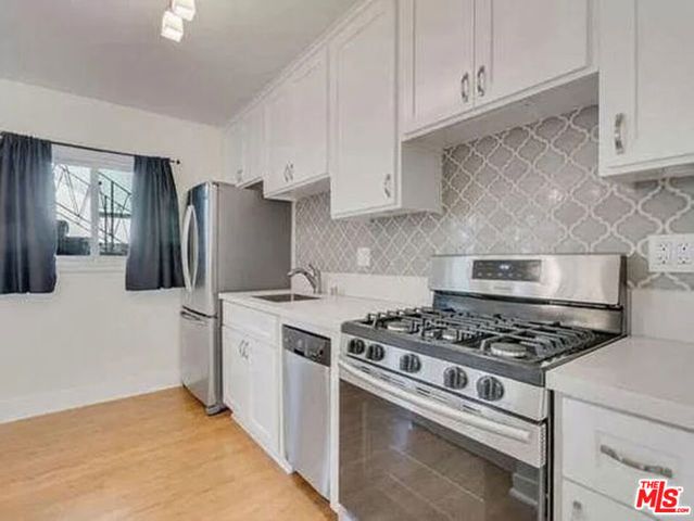 1317 N Kenmore Avenue, Los Angeles, CA 90027