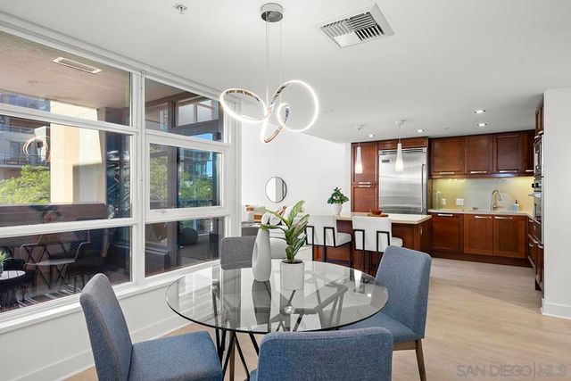 1325 Pacific Highway 313, San Diego, CA 92101