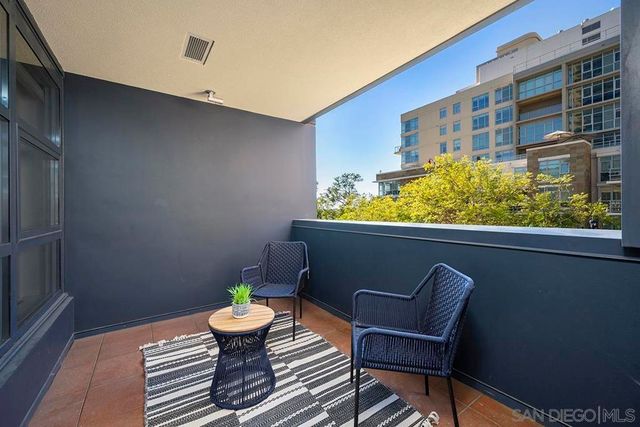 1325 Pacific Highway 313, San Diego, CA 92101