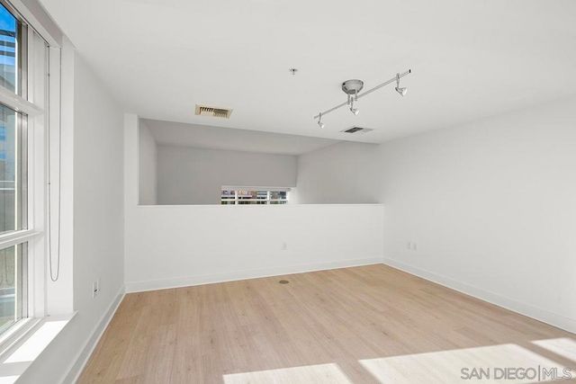 1325 Pacific Highway 313, San Diego, CA 92101