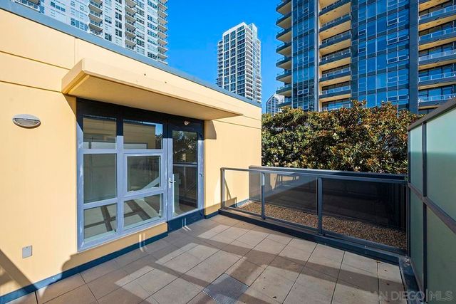 1325 Pacific Highway 313, San Diego, CA 92101