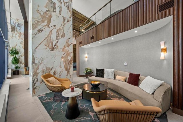 1325 Pacific Highway 313, San Diego, CA 92101
