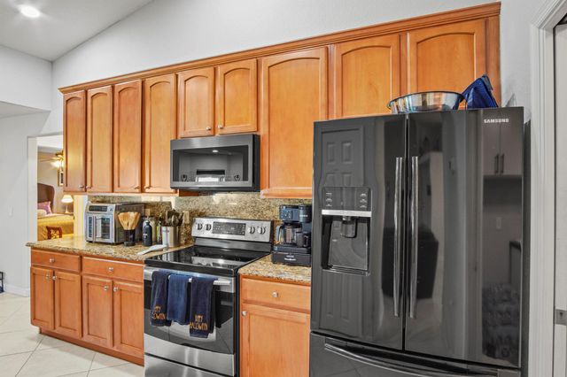 2663 SW Chestnut Lane, Port St Lucie, FL 34953