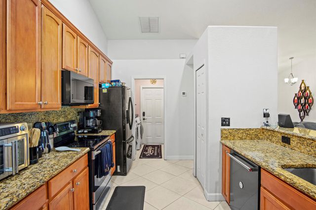 2663 SW Chestnut Lane, Port St Lucie, FL 34953