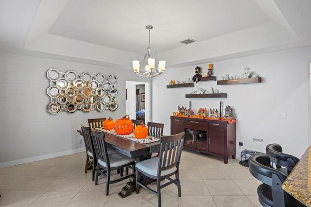 2663 SW Chestnut Lane, Port St Lucie, FL 34953