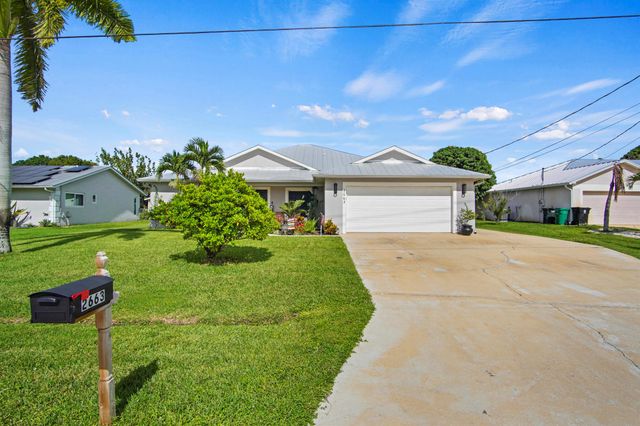 2663 SW Chestnut Lane, Port St Lucie, FL 34953